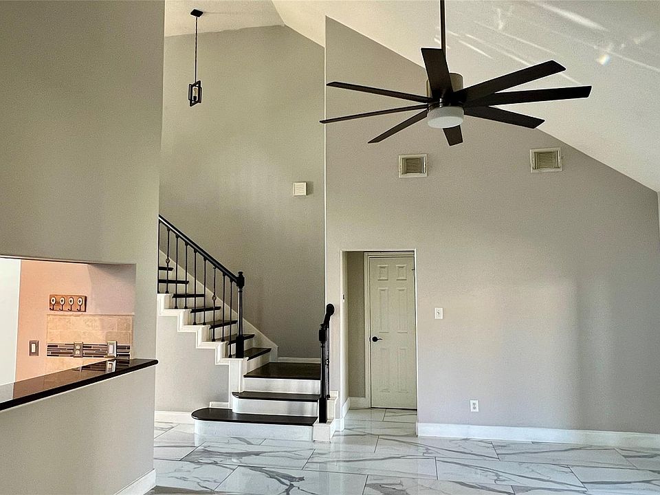 1st image of 14802 Belterraza Dr