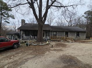 215 Riverside Dr, Zebulon, NC 27597