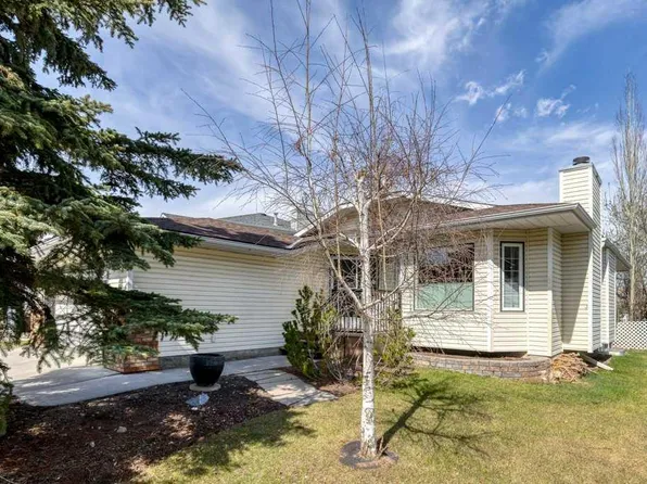 79 SW Riverview Cir, Cochrane, AB T4C 1K4