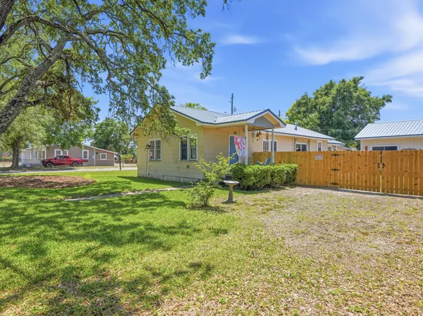 218 Troy St NE, Fort Walton Beach, FL 32548