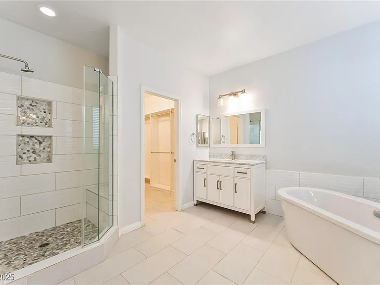 2267 Alanhurst Dr — Photo 29