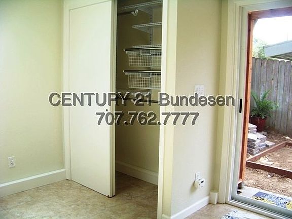 3rd image of 440 Sunnyslope Ave