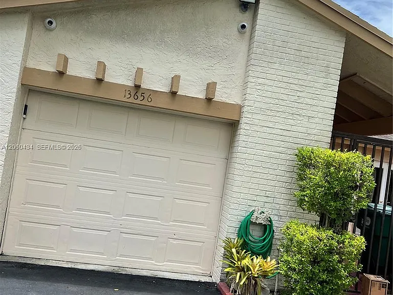 13656 SW 117th Ln — Photo 1