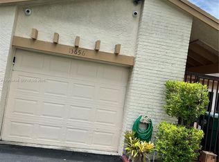 13656 SW 117th Ln, Miami, FL 33186