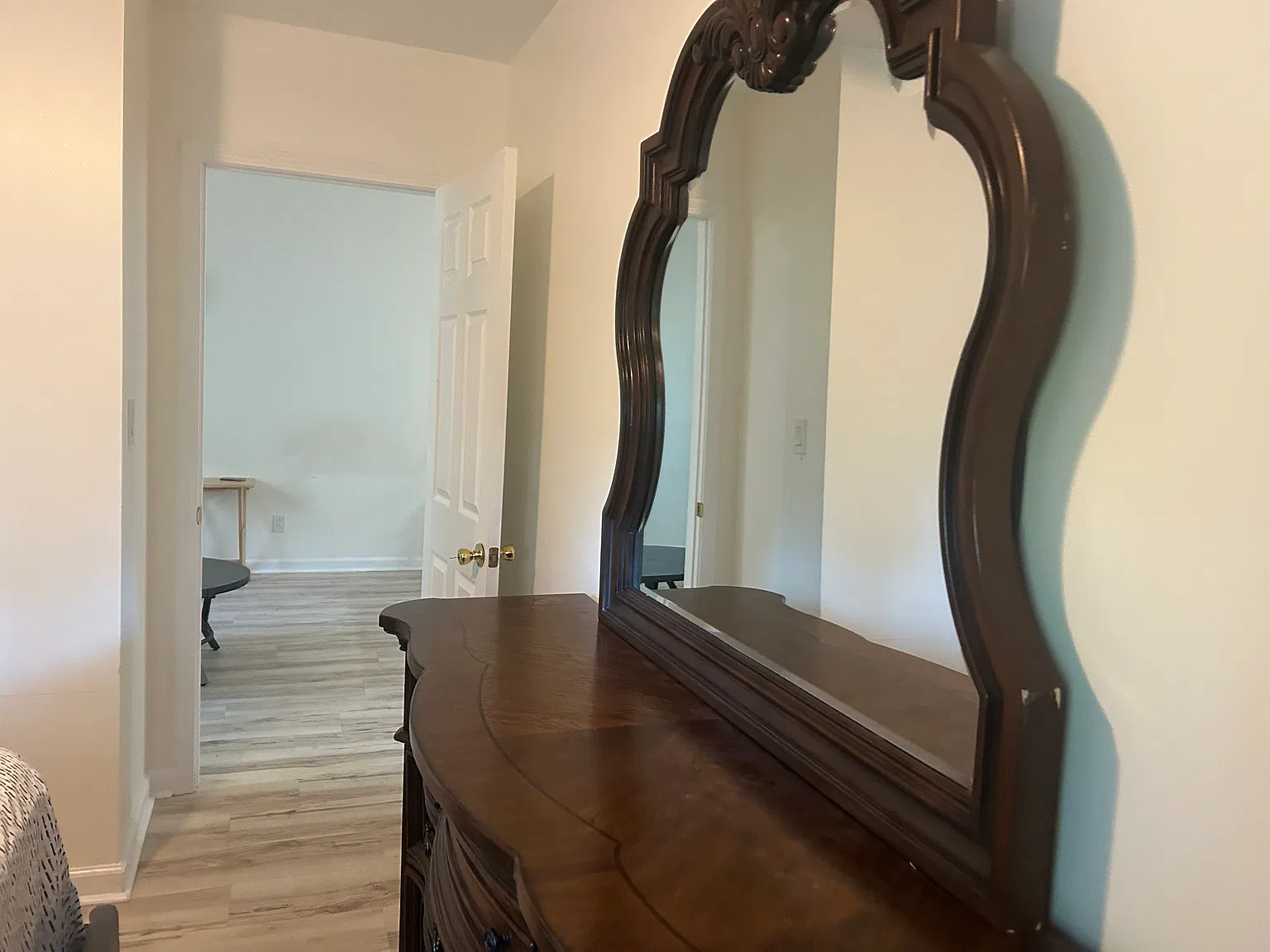 1 bed, 2100 sqft, $950 — Photo 3