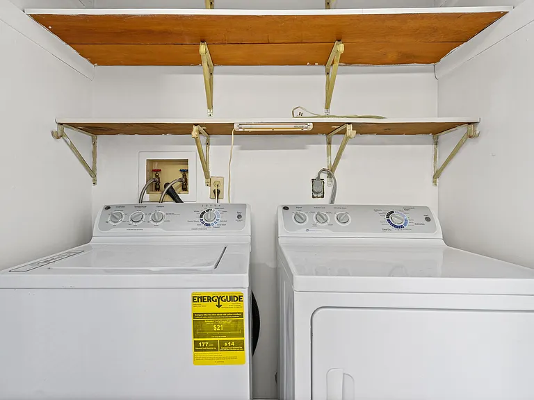 25A Pine Ln #6 — Photo 9