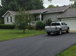 172 County Rd, Jamestown, TN 38556