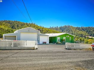 1745 Rifle Range Rd, Roseburg, OR 97470