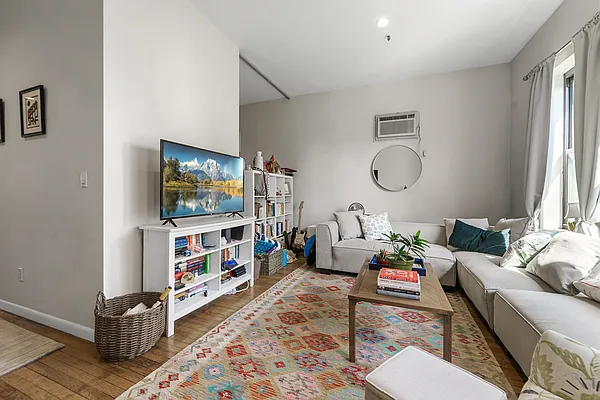 Rented by Corcoran | media 7