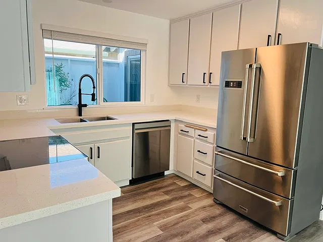 3 bed, 1250 sqft, $3,150 — Photo 1