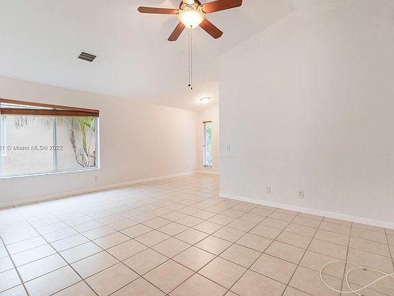 4th image of 1211 Golden Cane Dr #12111