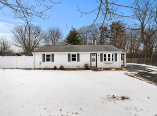 1 Democracy Dr, Amesbury, MA 01913