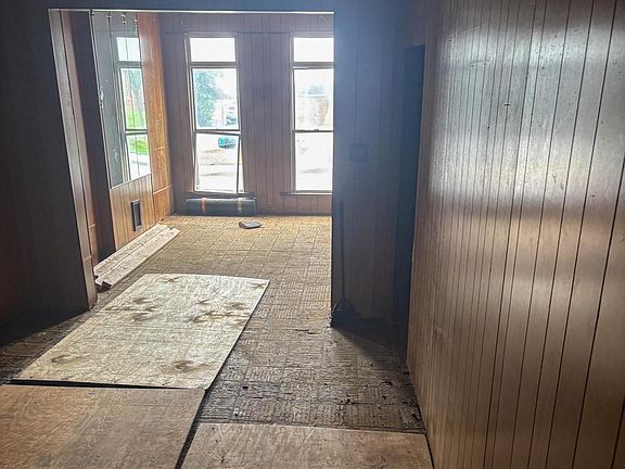 2nd image of 2544 Frederick Ave