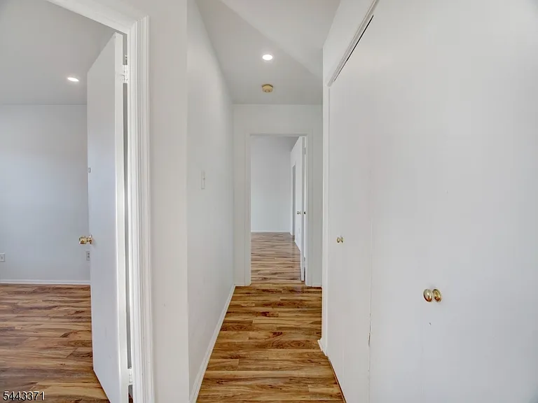 142 Harvest Ln — Photo 19