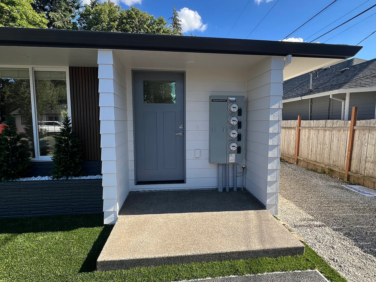 3 bed, 1.5 bath, 1185 sqft, $2,350 — Photo 4