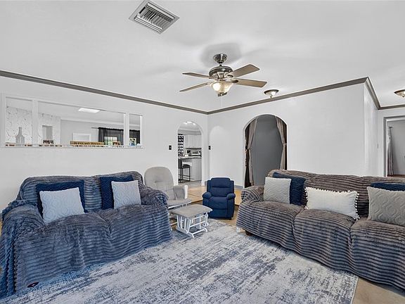5th image of 3216 SE 34TH STREET