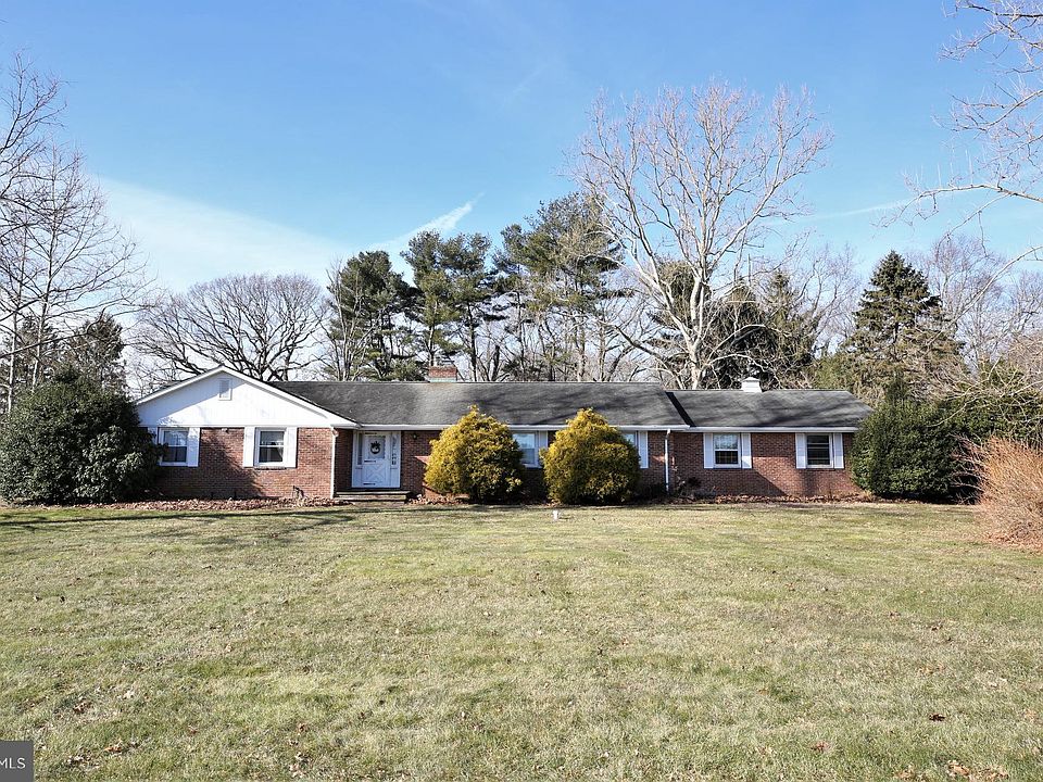 1st image of 38 George Davison Rd