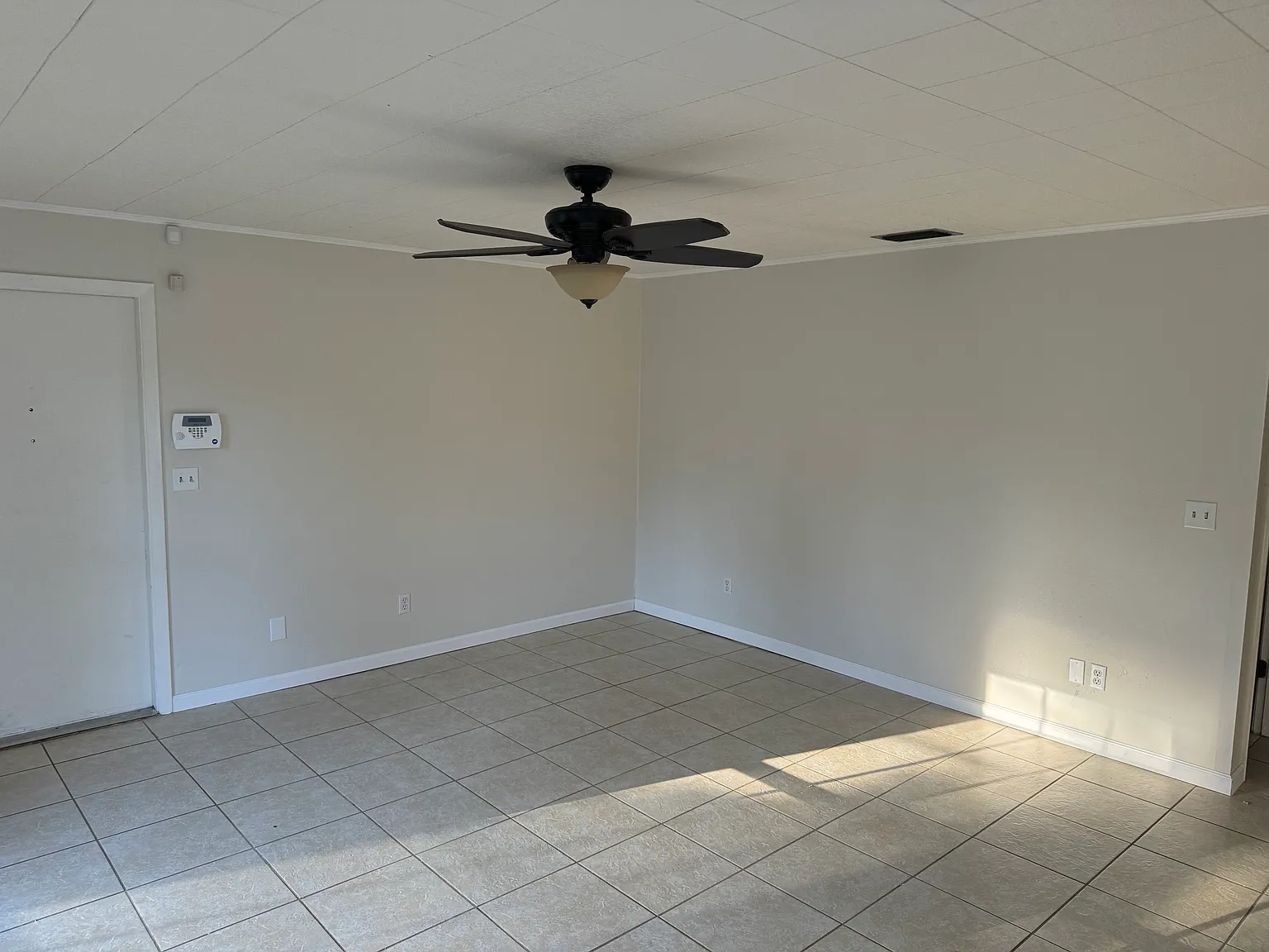 5031 34th St W — Photo 3
