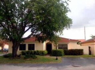 8739 SW 4th Ln, Miami, FL 33174