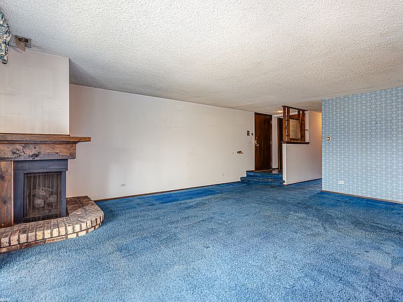 4th image of 8245 Willow Dr #43D