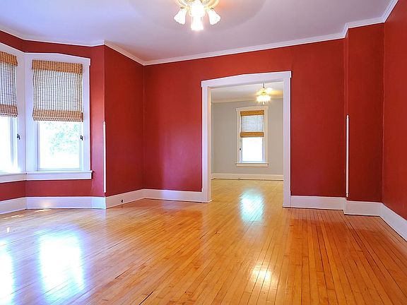 3rd image of 432 Ferdinand Ave