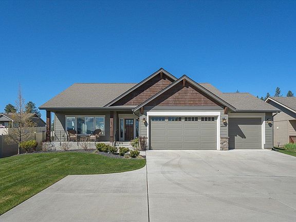 2nd image of 5403 N Ainsworth Ln