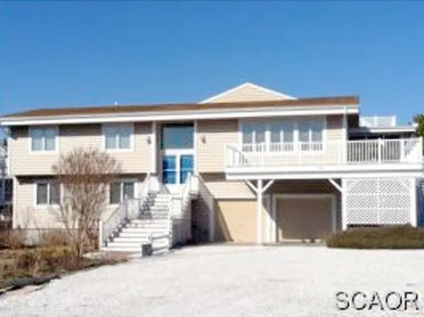 15 Hazlett Ave, Rehoboth Beach, DE 19971