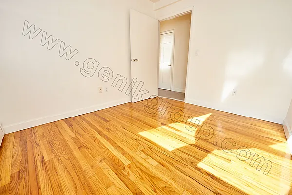 Rented by Genik Group Corp | media 19