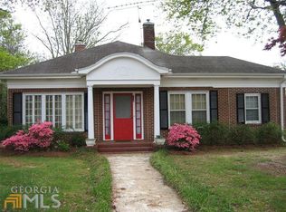 134 Hartwell St, Royston, GA 30662