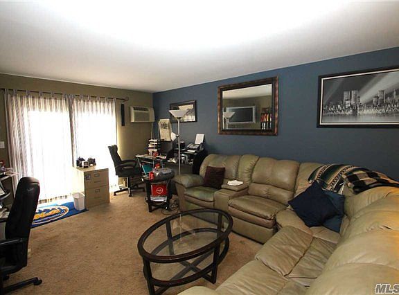3rd image of 859 Village Dr
