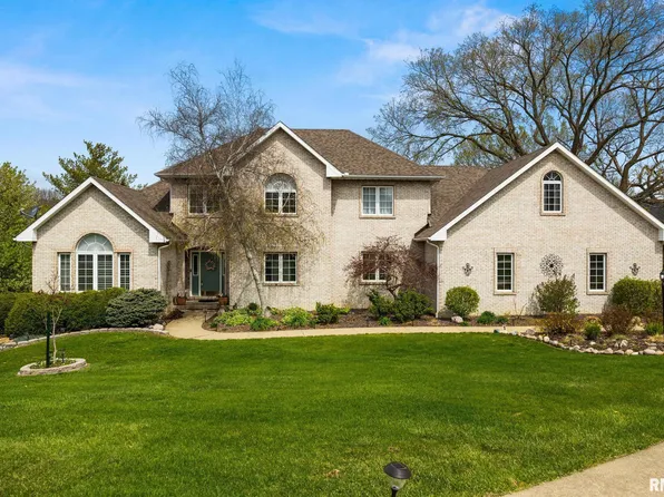 1340 N Independence Ct, Metamora, IL 61548