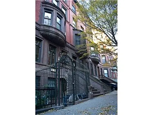 Rented by Douglas Elliman | media 13