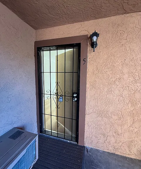 10002 San Juan St #5 — Photo 16