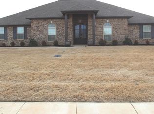 13407 Covington Dr, Athens, AL 35613