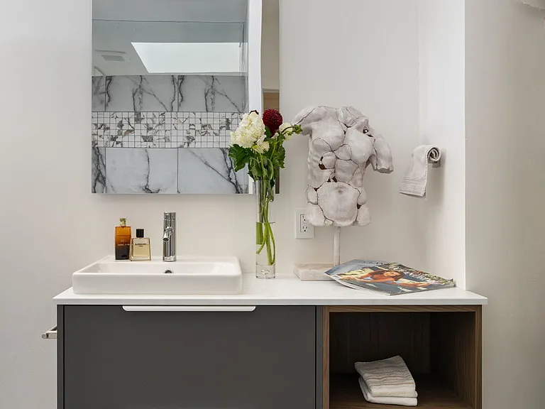 1023 Broadway #1023 — Photo 31