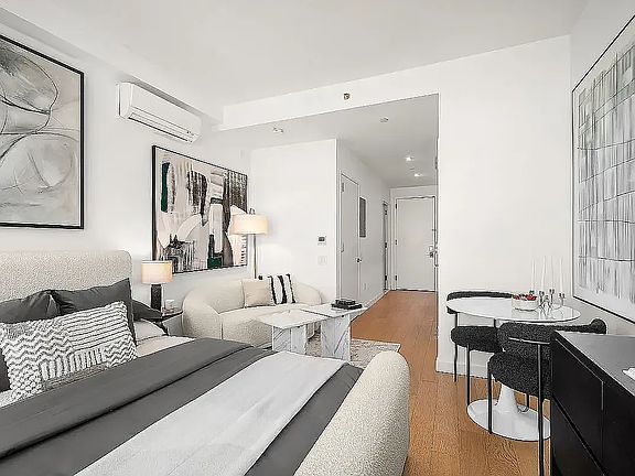 3rd image of 120 Linden Blvd #19T