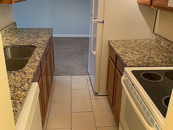 3rd image of 7665 E Quincy Ave APT 304