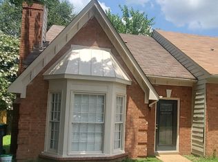 5836 Sunny Morning Dr, Memphis, TN 38141