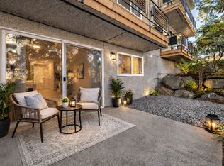 2600 41st Ave SW, Seattle, WA 98116