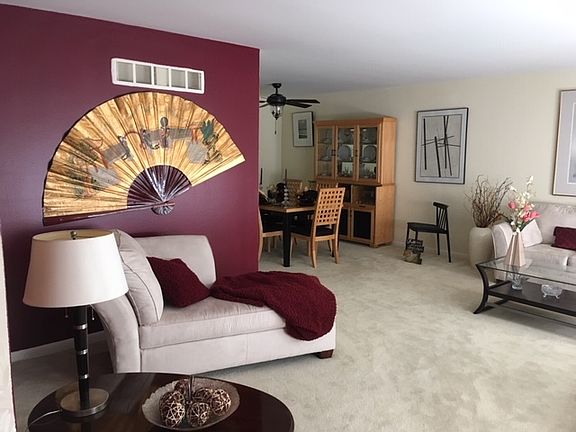 3rd image of 705 W Sunset Dr