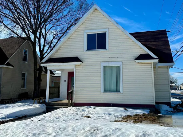 105 N 19th St, Escanaba, MI 49829