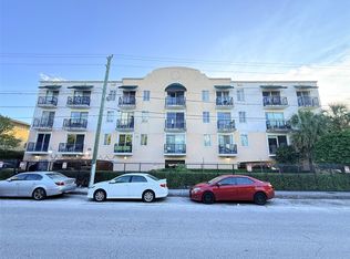 400 SW 2nd St APT 201, Miami, FL 33130