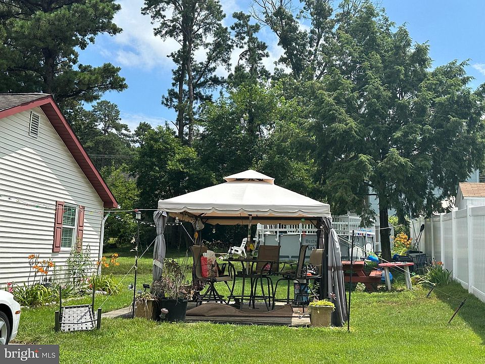 2nd image of 22 Ray Smith Rd