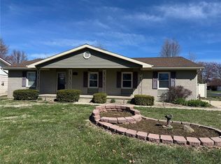 808 Flamingo Ave, Effingham, IL 62401