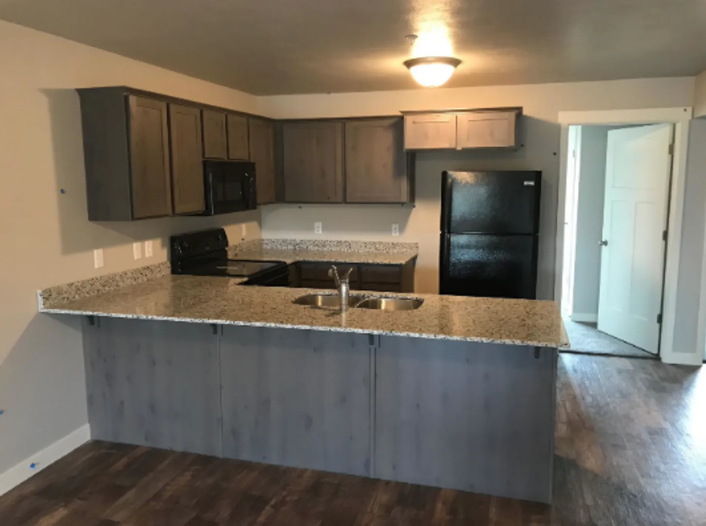 Lyman Triplex — Photo 2