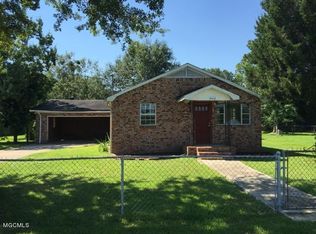 4418 Meridian St, Moss Point, MS 39563