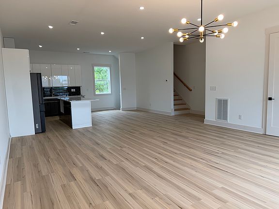 2nd image of 105 Hart Ln #D