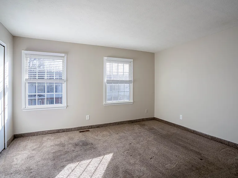 Pinnacle Townhomes — Photo 14