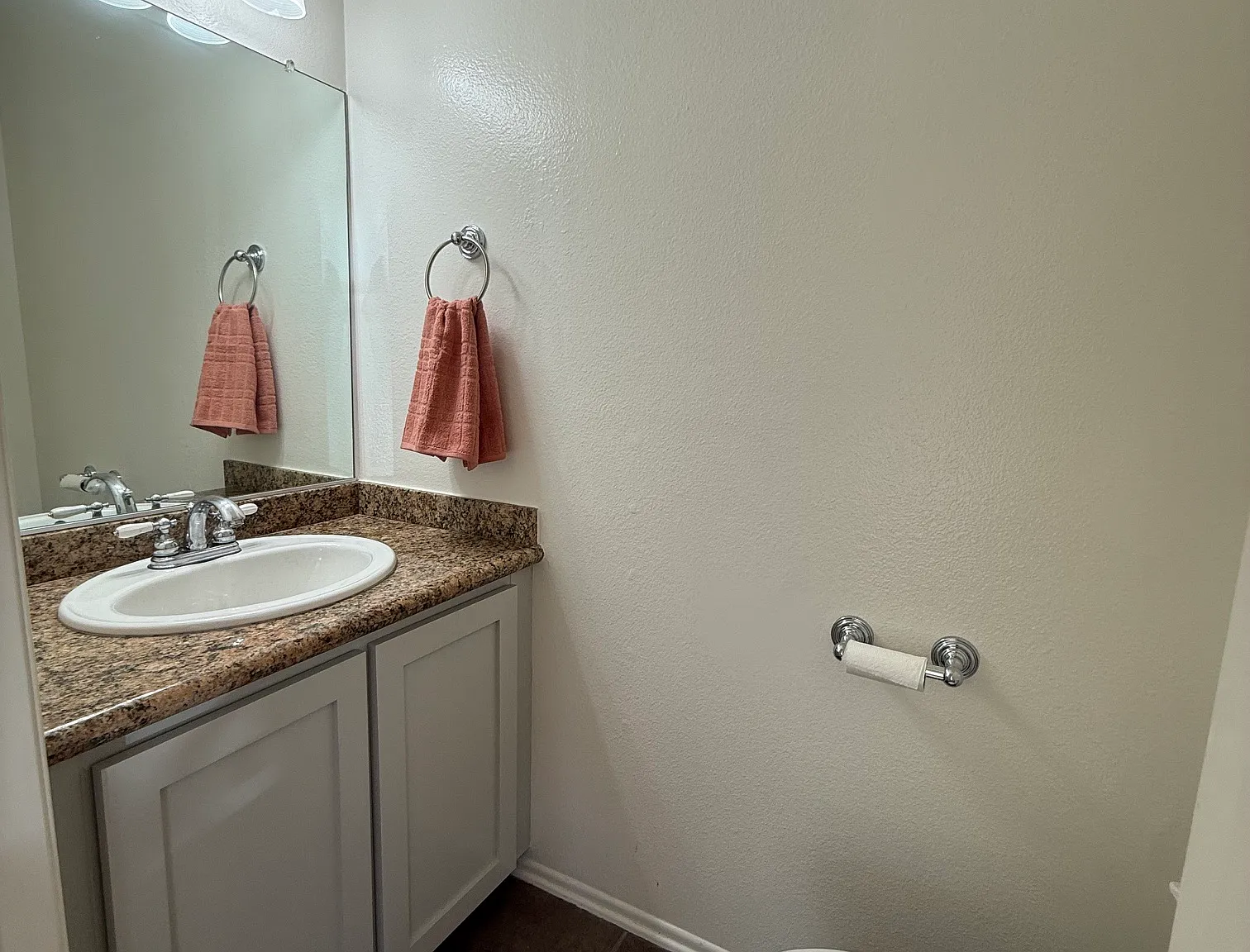 2 bed, 2.5 bath, 1200 sqft, $3,250 — Photo 4