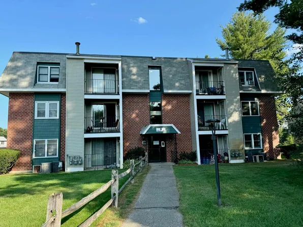 2 Roedean Drive #304, Nashua, NH 03063